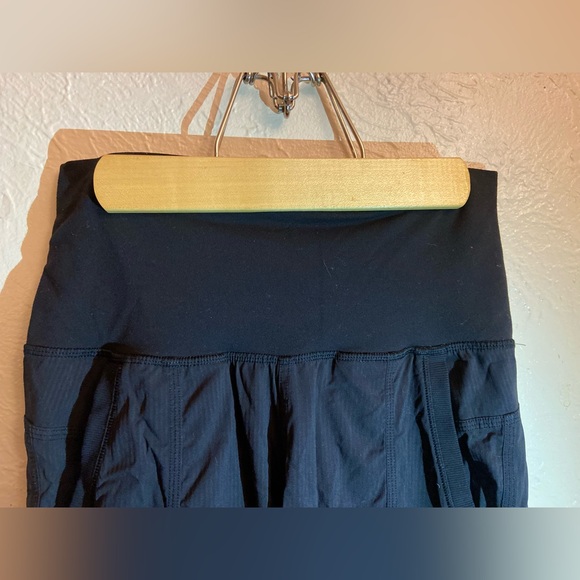 Lululemon pants - Picture 6 of 8